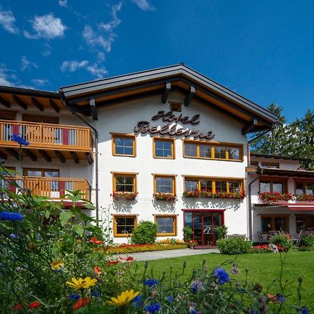 Hotel Bellevue Riezlern Bagian luar foto